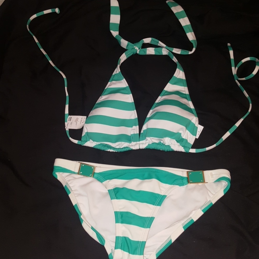 Nwot Super adorable Xhilaration bikini sz small